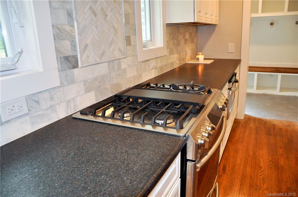 1439 Crystal Road, Unit 7 Charlotte, NC 28205 - Photo 7 of 24 Gallery Image 7