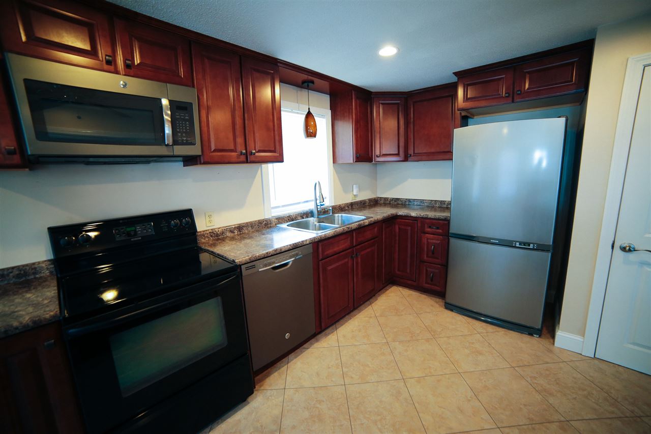 65 Old County Road Plaistow, NH 03865 - Photo 11 of 23