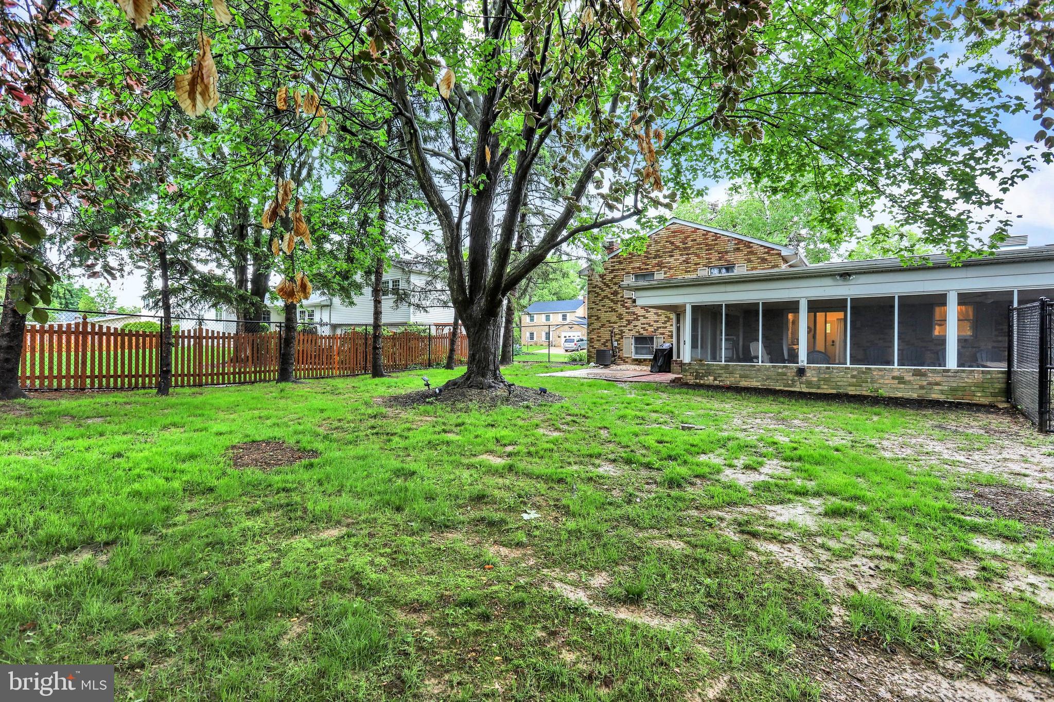 406 Clearview Road Hanover, PA 17331 - Photo 4 of 25 Back Yard, Screened Porch