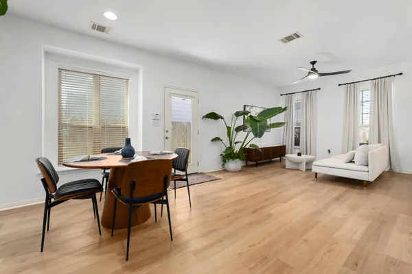 $1,800 | 4613 Graceful Lane, Unit 500, Austin, TX 78725