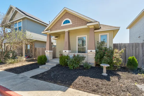 $1,800 | 4613 Graceful Lane, Unit 500, Austin, TX 78725