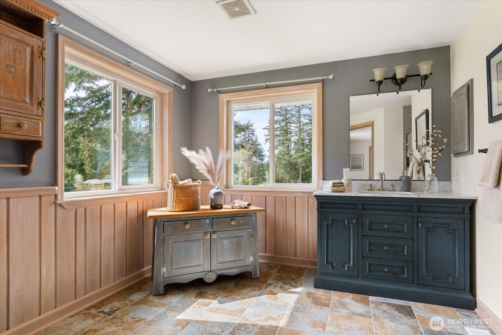 5295 Bounty Loop Freeland, WA 98249 - Photo 20 of 38