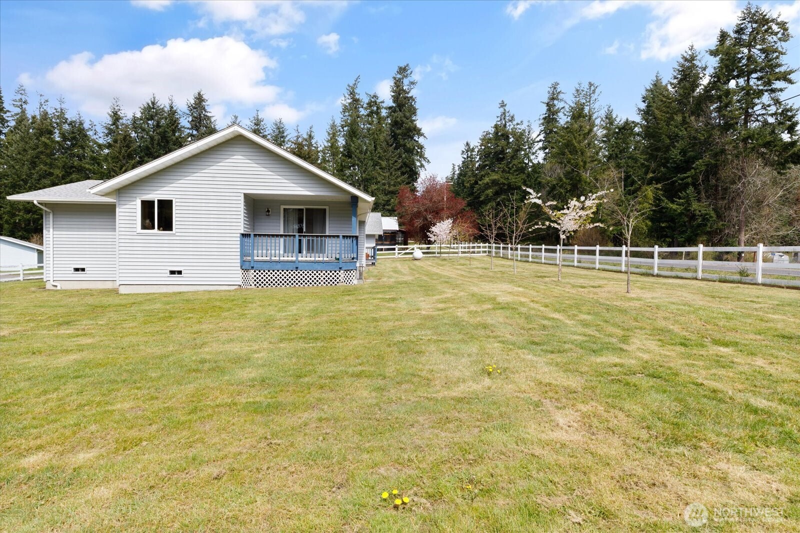5295 Bounty Loop Freeland, WA 98249 - Photo 28 of 38