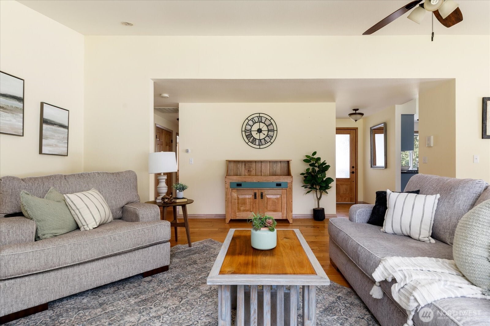 5295 Bounty Loop Freeland, WA 98249 - Photo 4 of 38