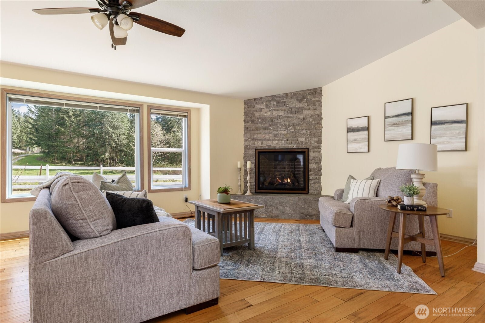 5295 Bounty Loop Freeland, WA 98249 - Photo 6 of 38