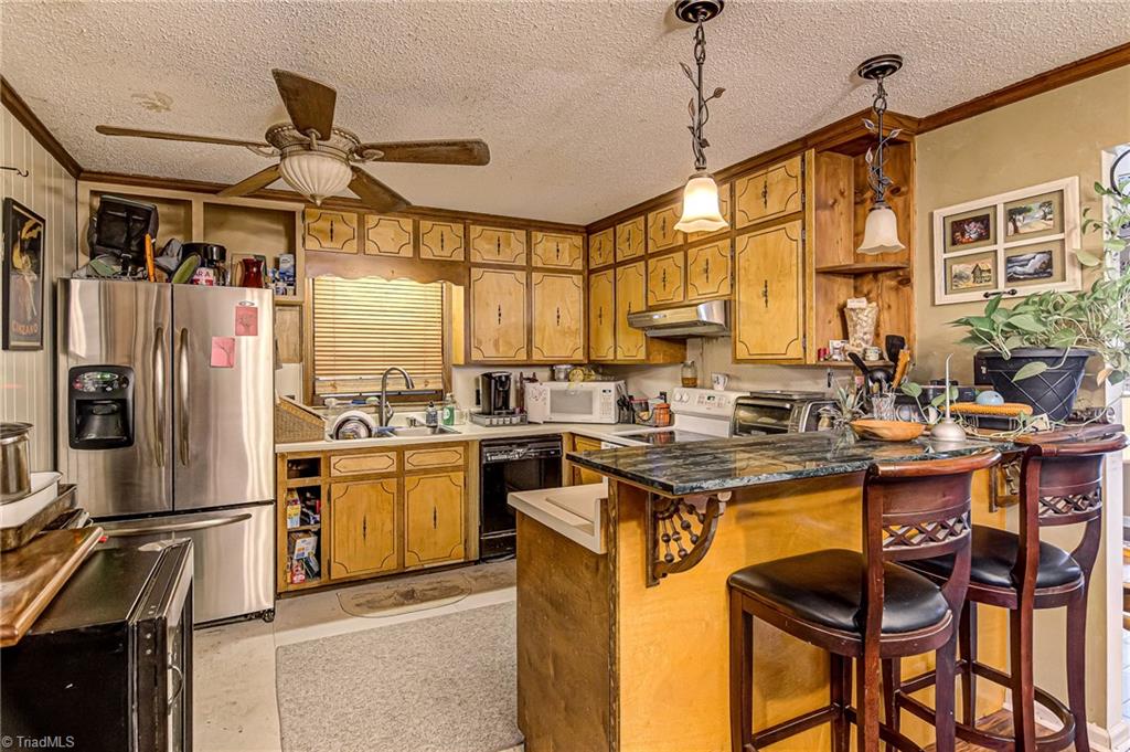 3211 Garwin Road Greensboro, NC 27406 - Photo 12 of 35 Gallery Image 12