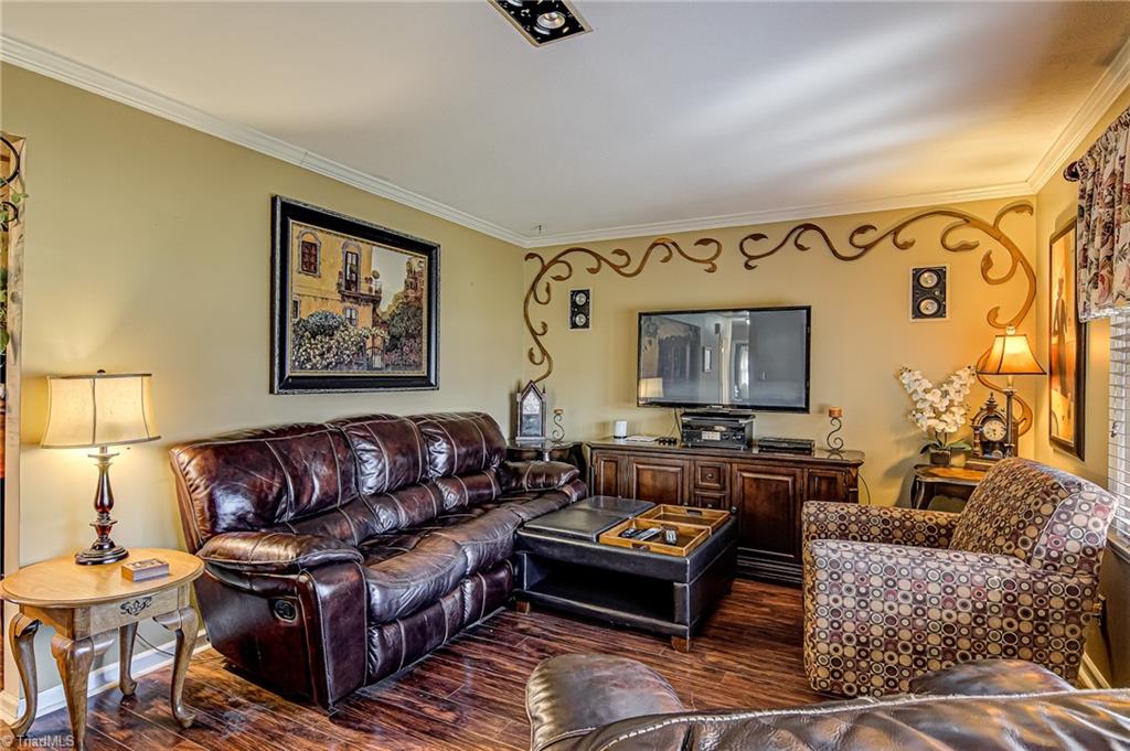 3211 Garwin Road Greensboro, NC 27406 - Photo 6 of 35 Gallery Image 6