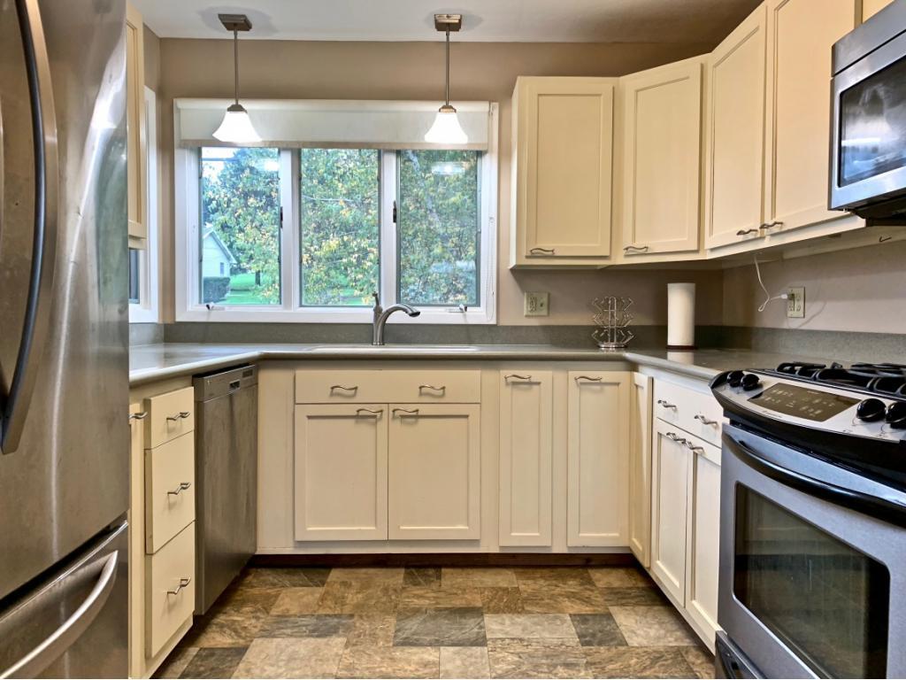 1224 Farm To Market Road Endicott, NY 13760 - Photo 5 of 17