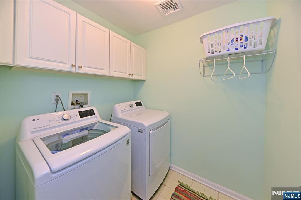 8 Hunter Road North Haledon, NJ 07508 - Photo 17 of 46 Gallery Image 17