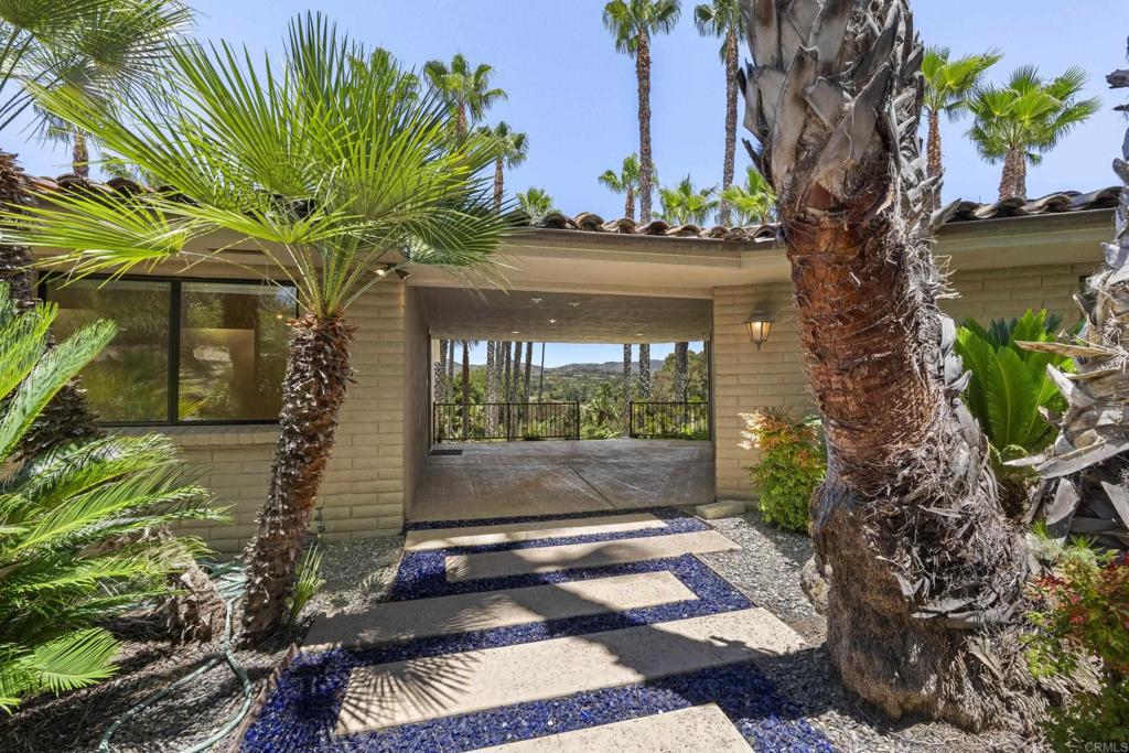 17517 El Vuelo Rancho Santa Fe, CA 92067 - Photo 15 of 16