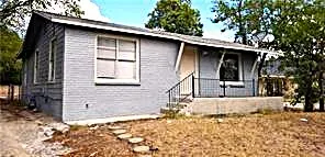 $1,975 | 7212 Bennett Avenue, Austin, TX 78752