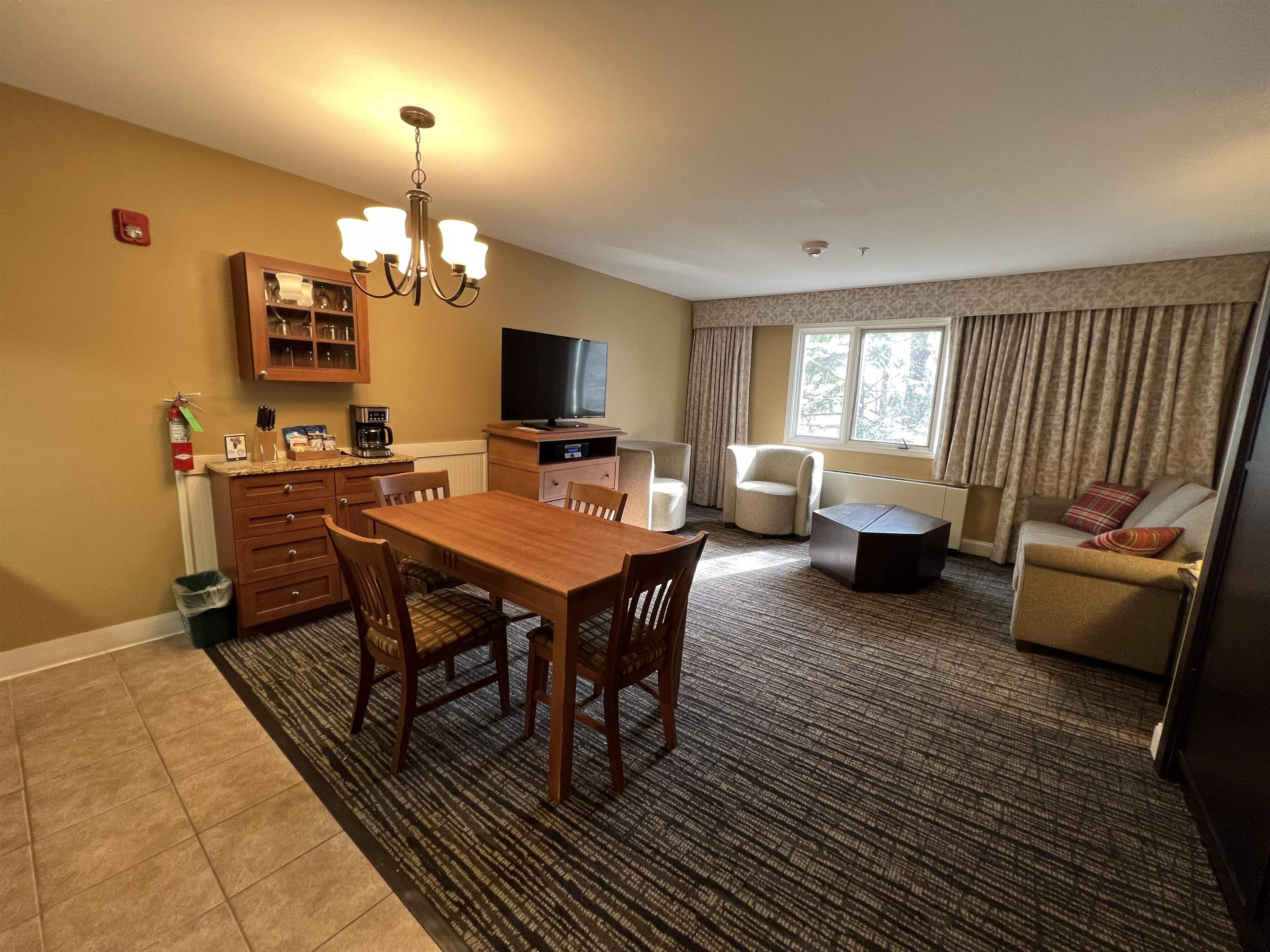 107-109 Qtr 2 Grand Summit Way  