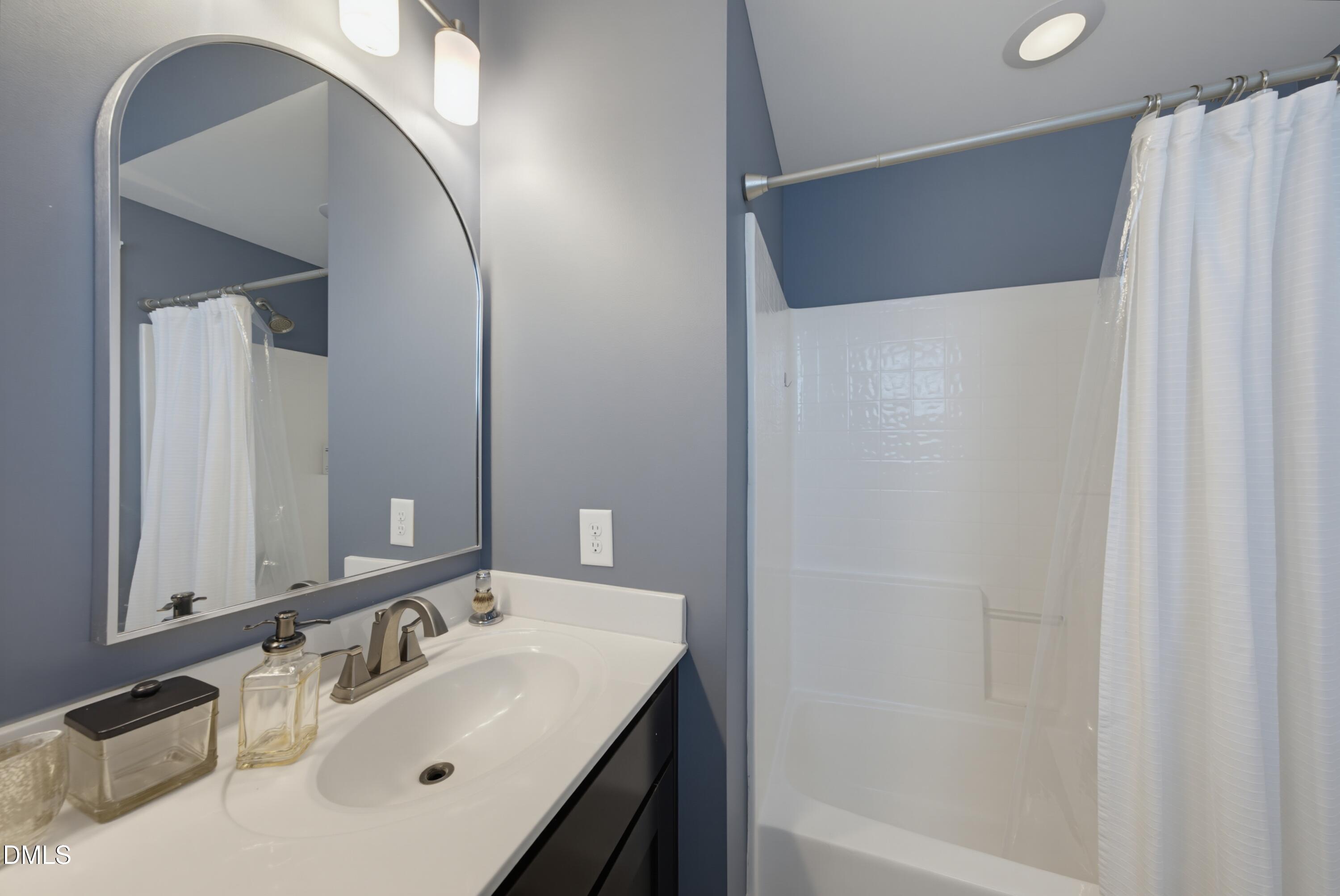 623 Dorothea Drive Raleigh, NC 27603 - Photo 18 of 32 DSC02126