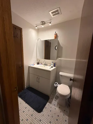 $144,000 | 8935 Old Cedar Avenue South, Unit 211, Bloomington, MN 55425