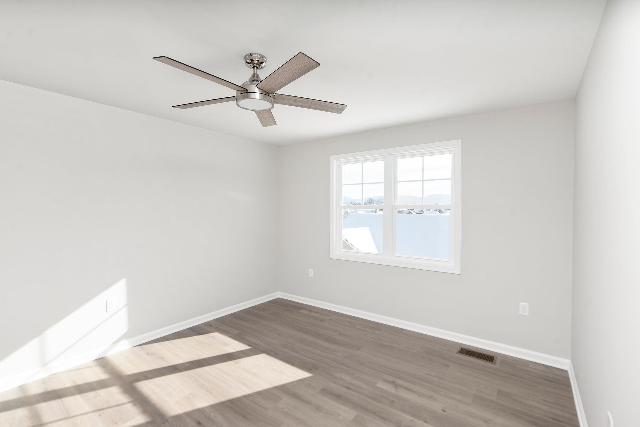 305 Ridge Crest Terrace Waynesboro, VA 22980 - Photo 10 of 25