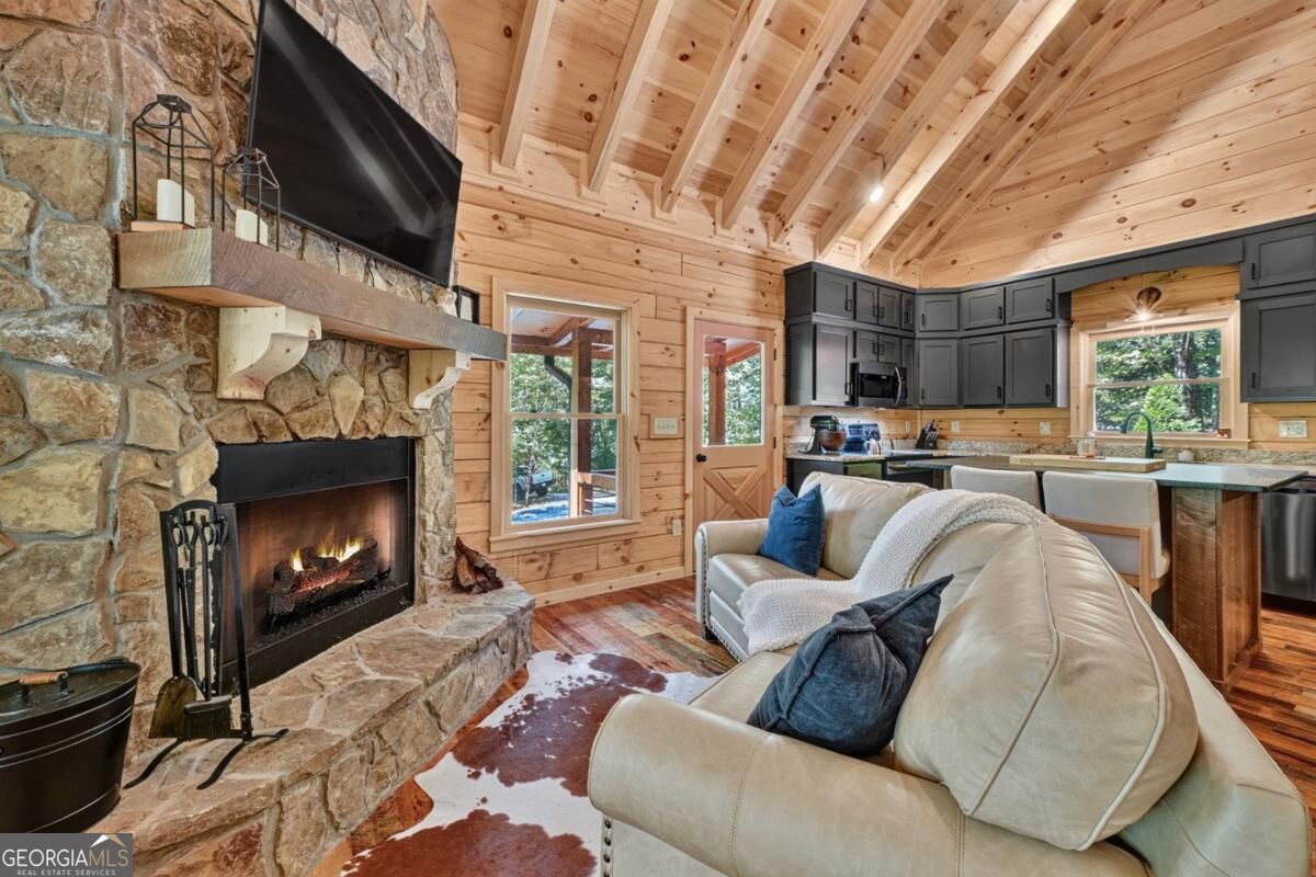 407 Arrowhead Pass Blue Ridge, GA 30513 - Photo 4 of 44 Gallery Image 4
