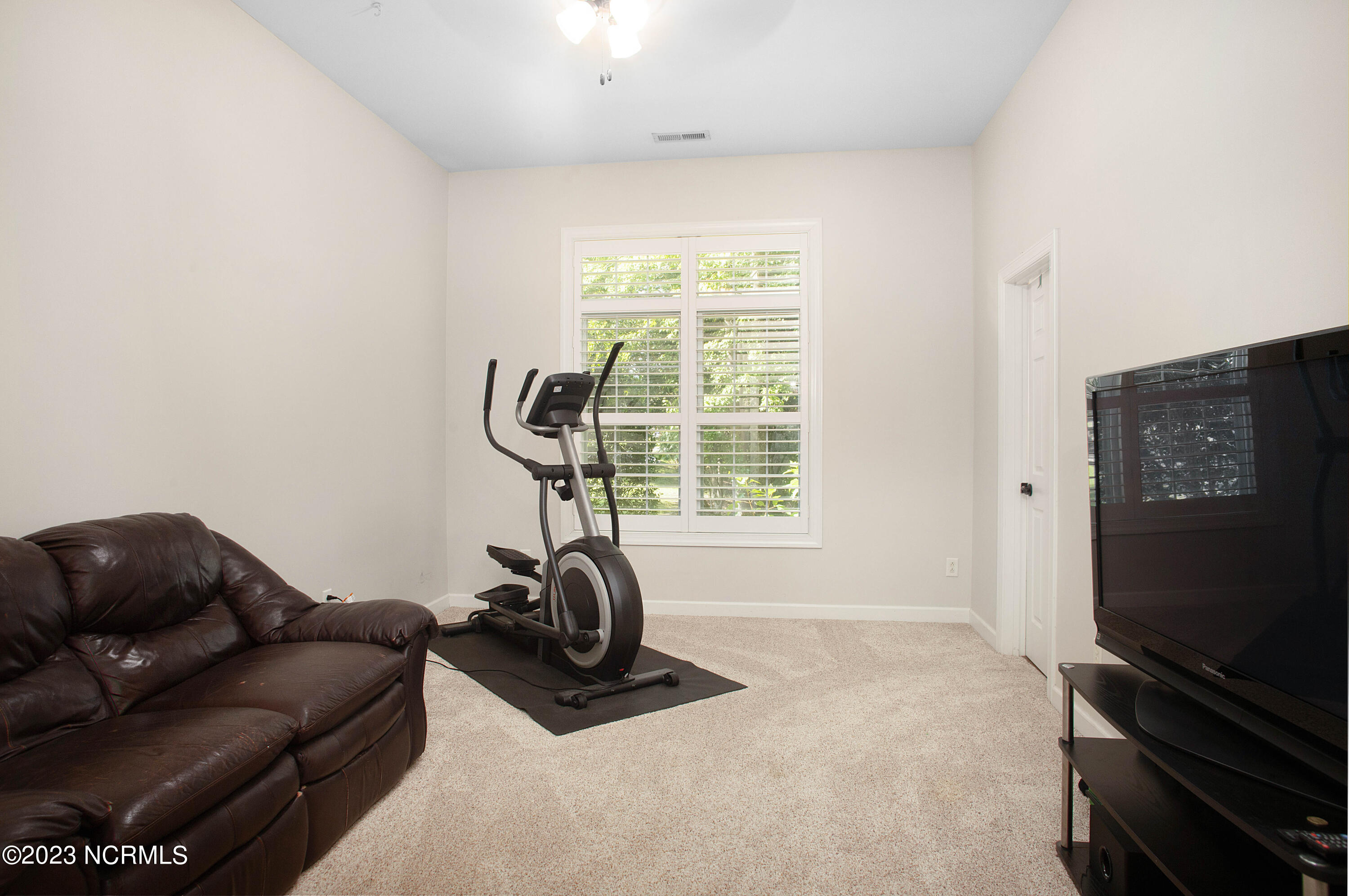 605 Taberna Circle New Bern, NC 28562 - Photo 25 of 43 Fifth Bedroom