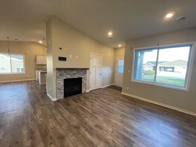 $249,900 | 890 Tall Grass Court, Wanamingo, MN 55983