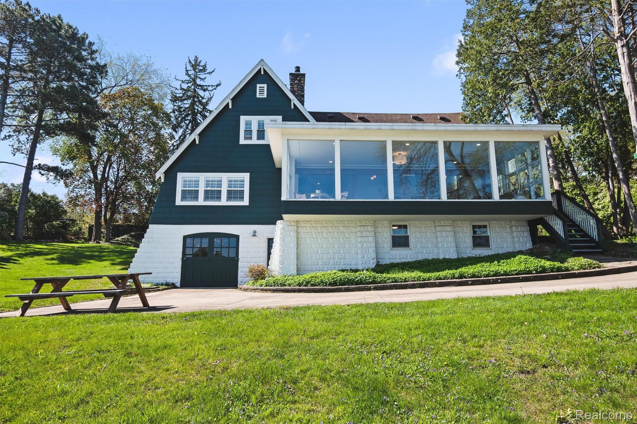 6390 Commerce Road West Bloomfield, MI 48324 - Photo 63 of 74 65-6390 Commerce-53.jpg