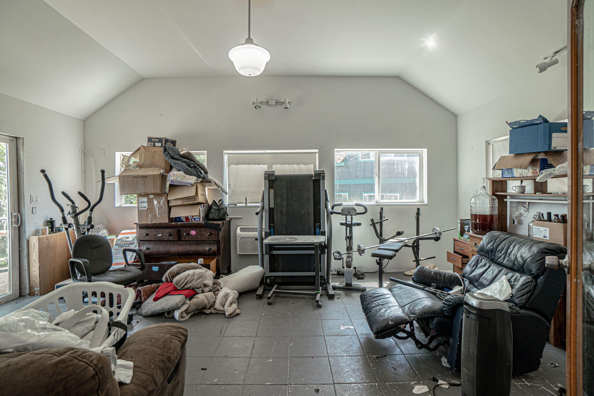 4970 Old Stage Road Central Point, OR 97502 - Photo 22 of 43 a living room with furniture and a flat screen tv