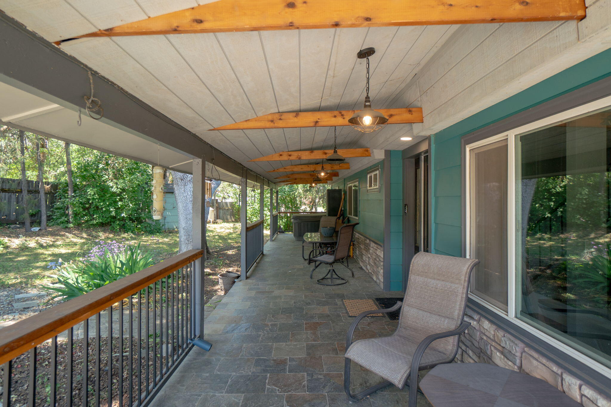 4970 Old Stage Road Central Point, OR 97502 - Photo 3 of 43 a outdoor space with furniture