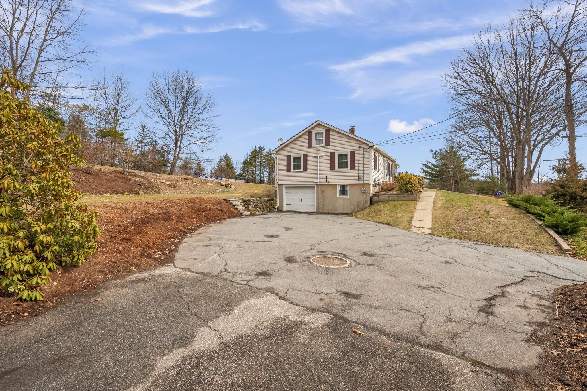 48 Main Street Atkinson, NH 03811 - Photo 27 of 39