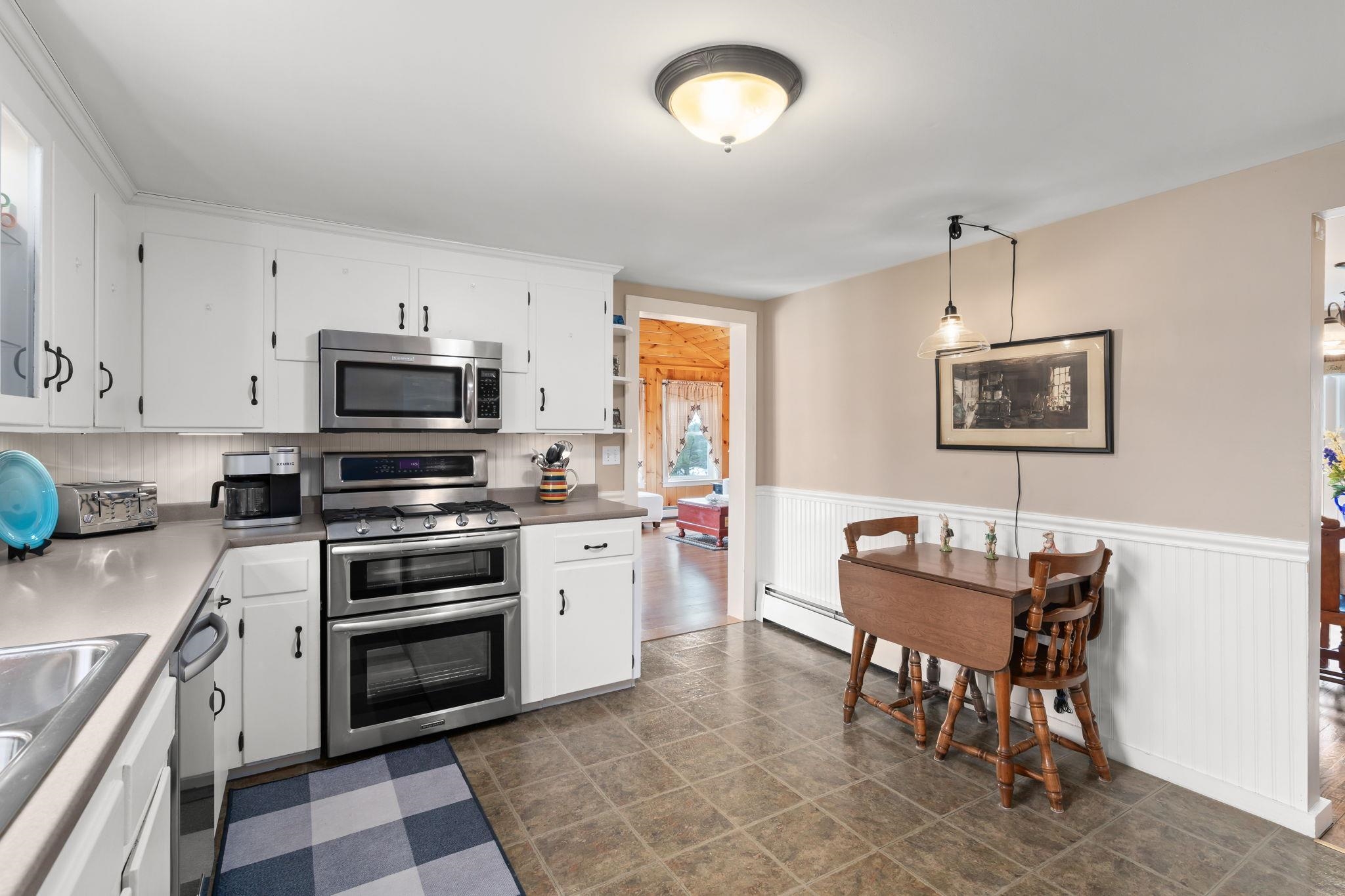 48 Main Street Atkinson, NH 03811 - Photo 5 of 39