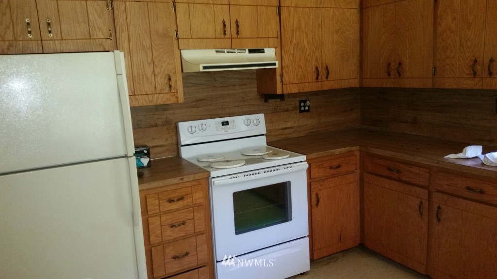 28253 Lake Cavanaugh Road Mount Vernon, WA 98274 - Photo 4 of 7 Gallery Image 4