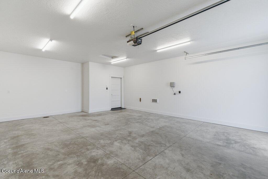 13980 Rainier Loop Rathdrum, ID 83858 - Photo 19 of 26 027-13980RainierLoop-Rathdrum-ID-83858-S