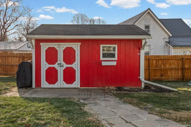 $195,000 | 1206 Danville Avenue, Crawfordsville, IN 47933