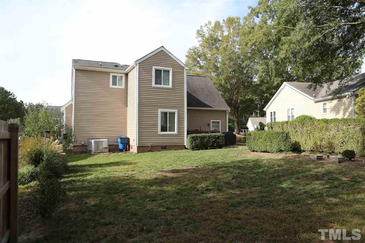 2004 Carthage Circle Raleigh, NC 27604 - Photo 3 of 19
