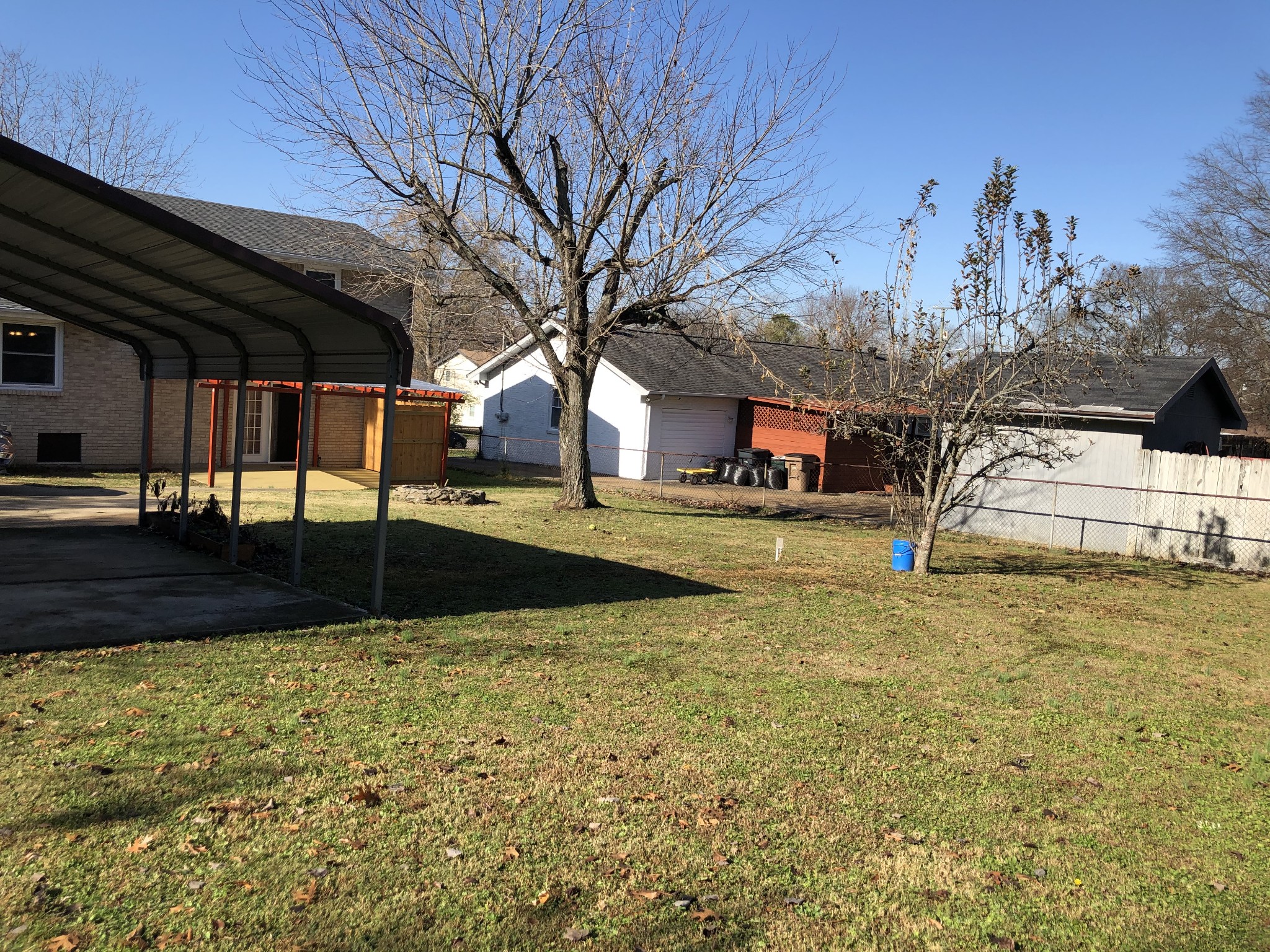 422 Cedarcliff Road Antioch, TN 37013 - Photo 24 of 26 a view of a yard with a table and chair