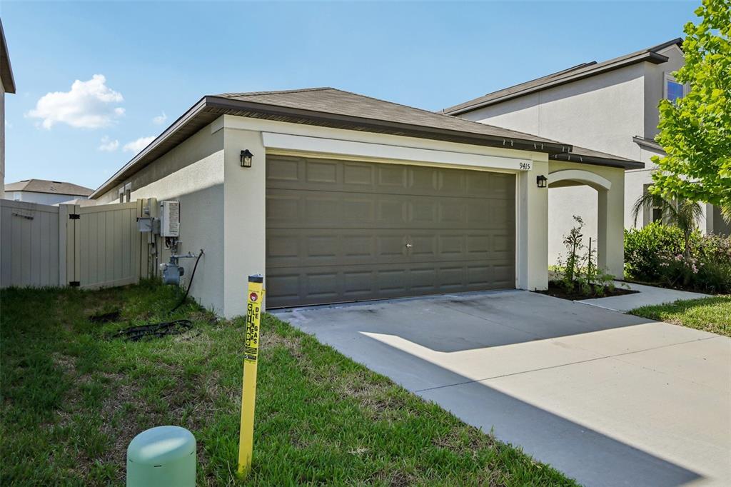 9415 Lemon Drop Loop Sun City Center, FL 33573 - Photo 51 of 53