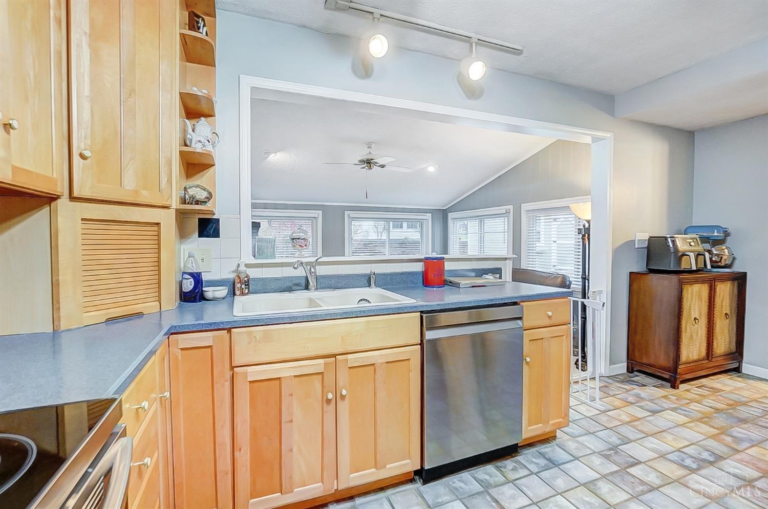 101 Santa Fe Road Middletown, OH 45042 - Photo 11 of 34 Gallery Image 11