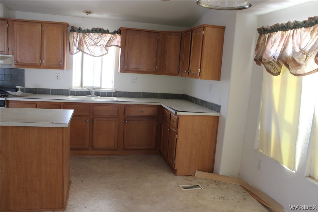 1970 East El Rodeo Road Fort Mohave, AZ 86426 - Photo 4 of 16