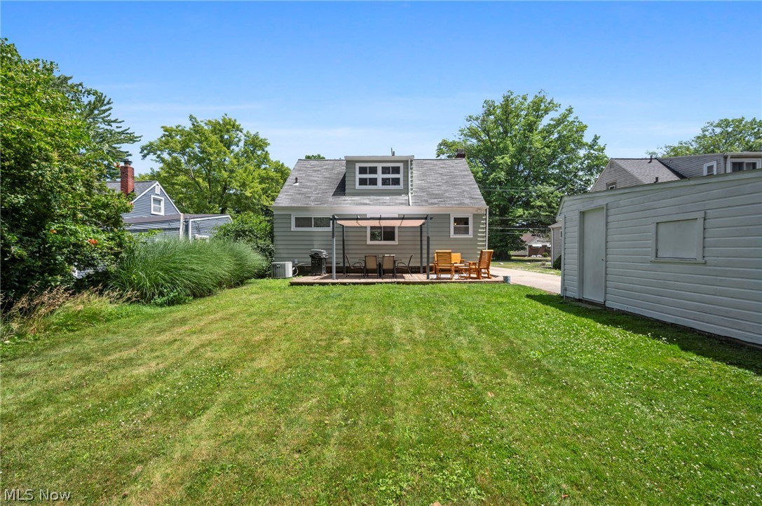 3756 Walter Road North Olmsted, OH 44070 - Photo 31 of 41