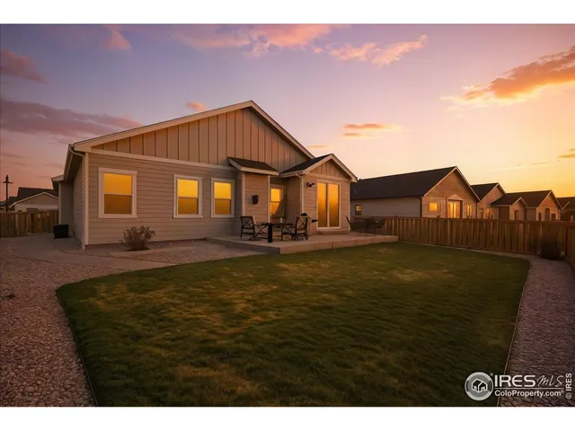 a front view of house with yard