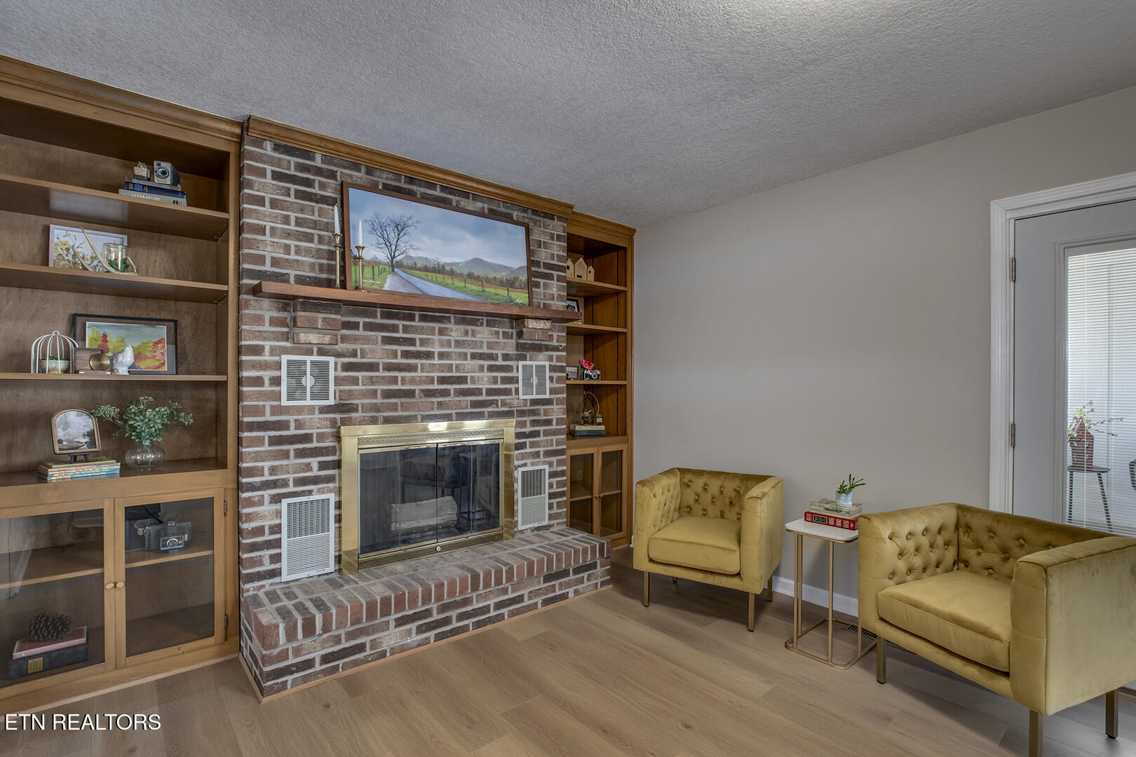 12409 Boyd Station Road Knoxville, TN 37934 - Photo 19 of 60 Brick Wood Burning Fireplace