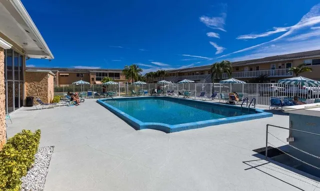 $1,600 | 2182 Northeast 1st Way, Unit 105, Boynton Beach, FL 33435