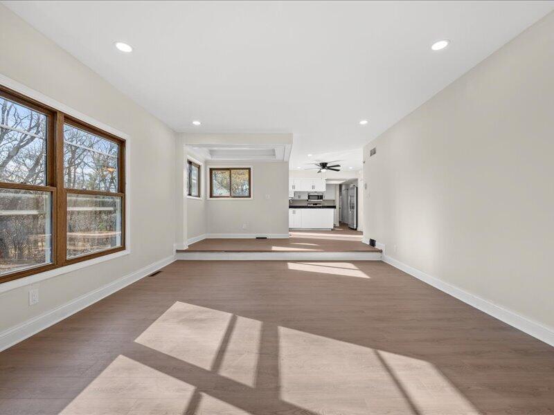 680 Forest Grove Lane Brookfield, WI 53005 - Photo 12 of 37 Family Room