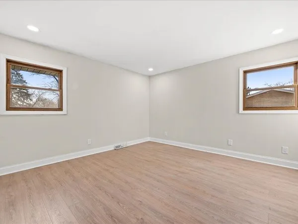 $625,000 | 680 Forest Grove Lane, Brookfield, WI 53005