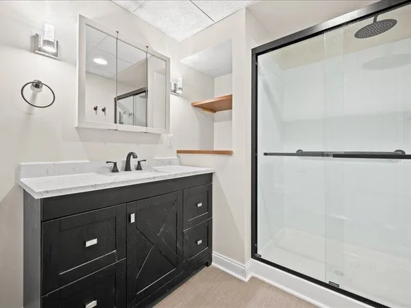 $625,000 | 680 Forest Grove Lane, Brookfield, WI 53005