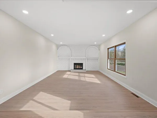 $625,000 | 680 Forest Grove Lane, Brookfield, WI 53005