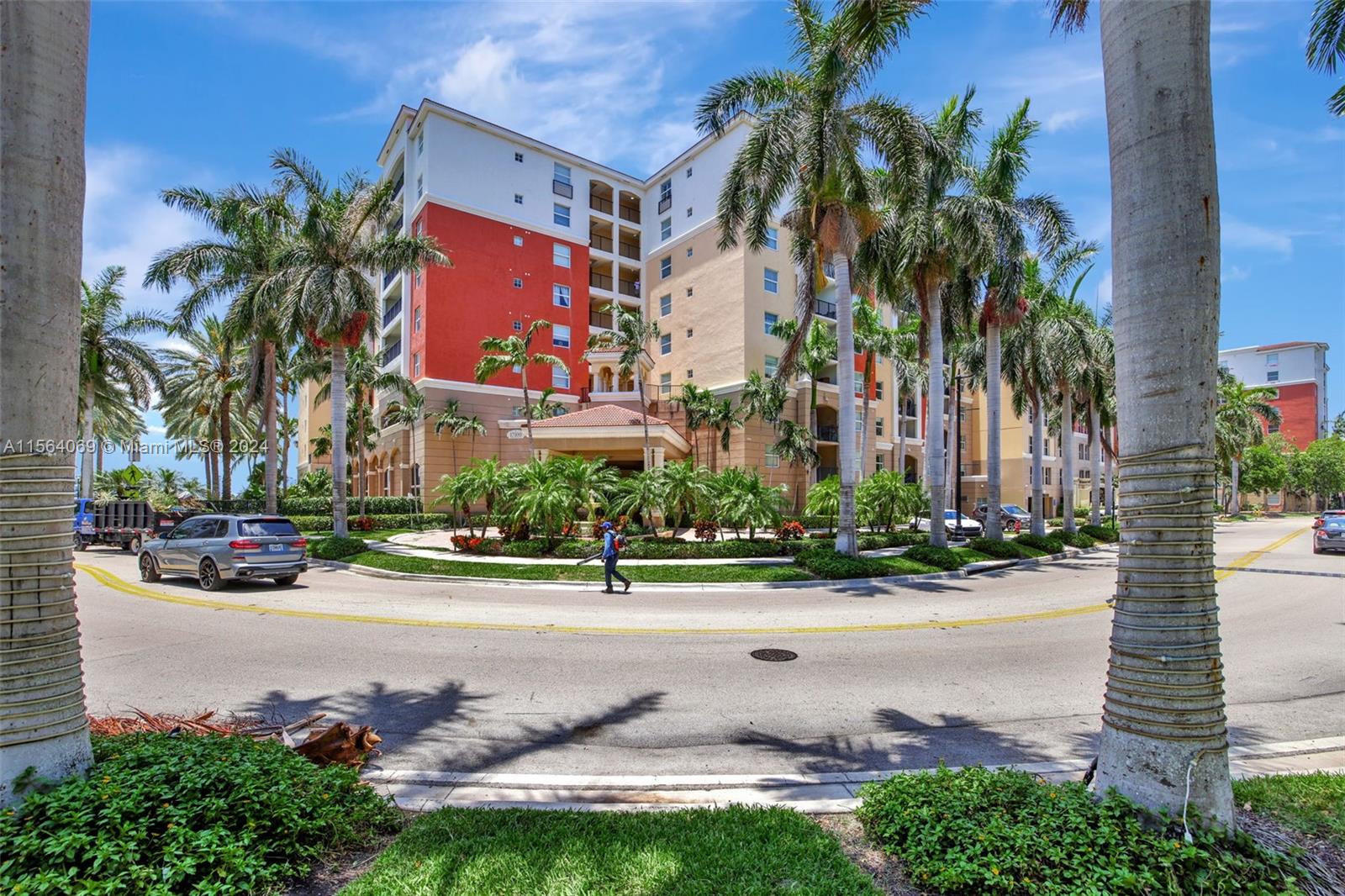 17150 North Bay Road, Unit 2216 Sunny Isles Beach, FL 33160 - Photo 42 of 46 a street sign on a side of a road