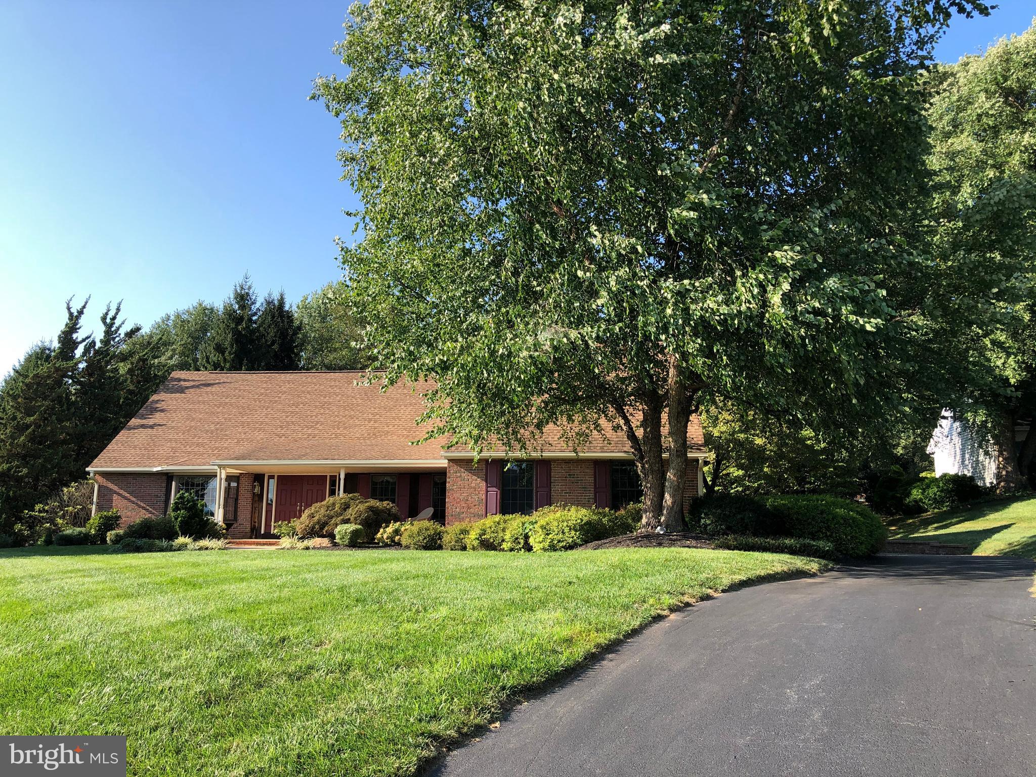 105 Cameron Drive Hockessin, DE 19707 - Photo 2 of 38