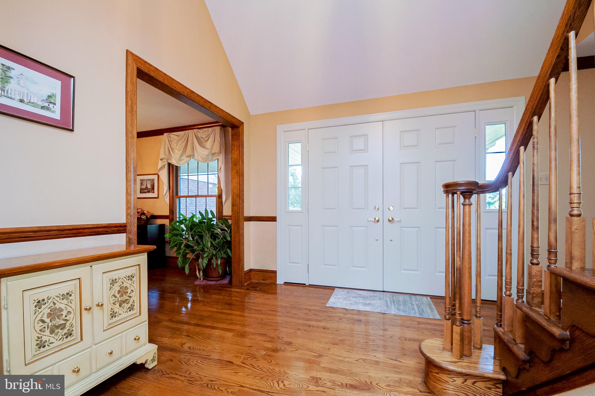 105 Cameron Drive Hockessin, DE 19707 - Photo 3 of 38