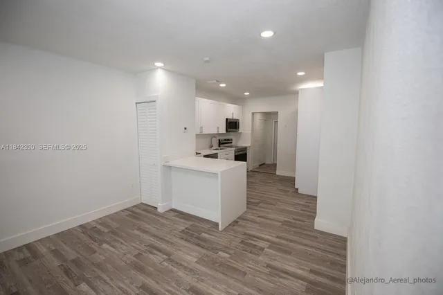 $995,000 | 3045 Southwest 21st Street, Miami, FL 33145