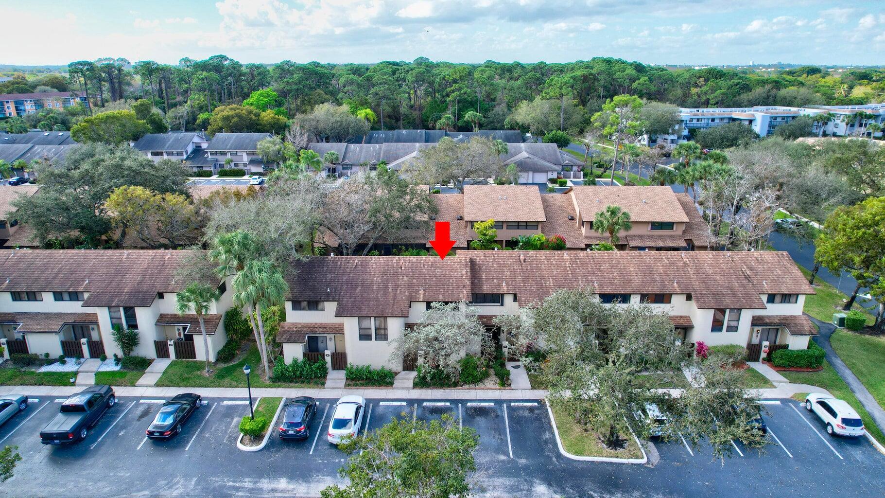 7610 Northwest 79th Avenue, Unit I5 Fort Lauderdale, FL 33321 - Photo 17 of 22 an aerial view of multiple house