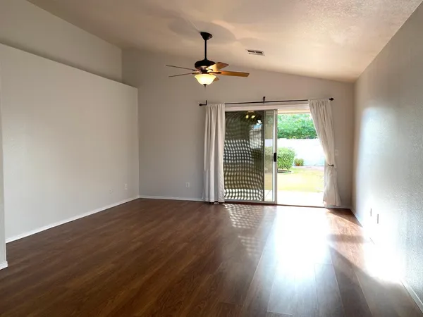 $2,000 | 17420 North 2nd Avenue, Phoenix, AZ 85023