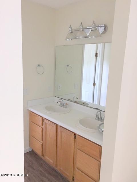 355 Benson Road Northeast Leland, NC 28451 - Photo 15 of 17 355 BENSON RD , LELAND NC (18)